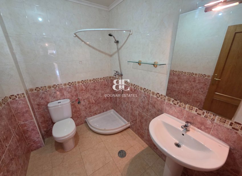 Resale - apartment -
Almoradí - Center