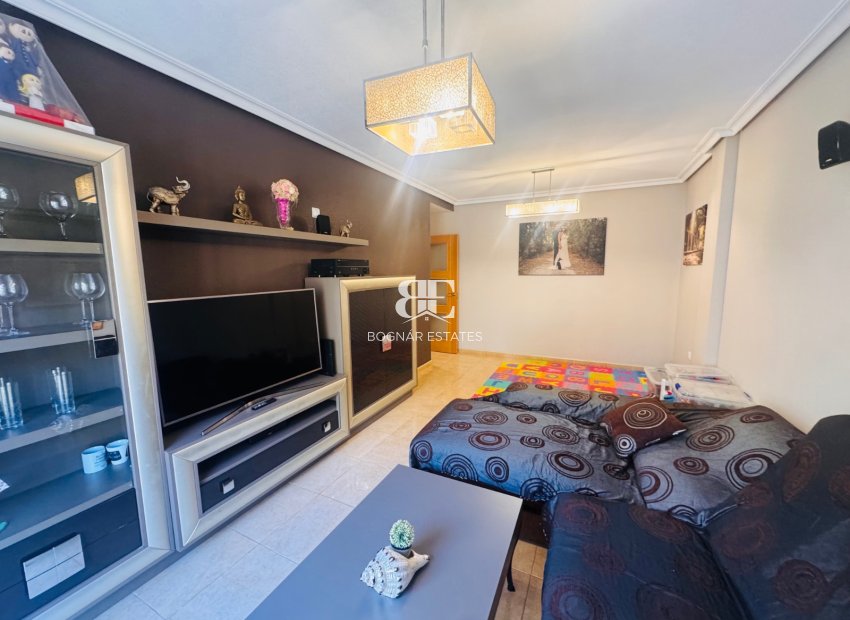 Resale - apartment -
Almoradí