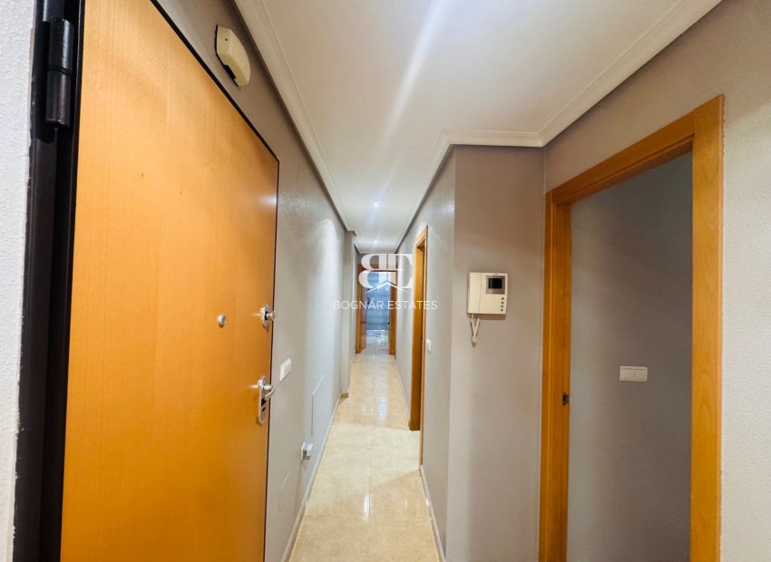 Resale - apartment -
Almoradí