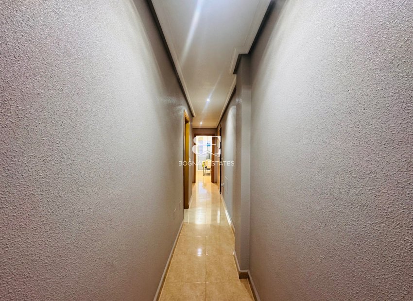 Resale - apartment -
Almoradí