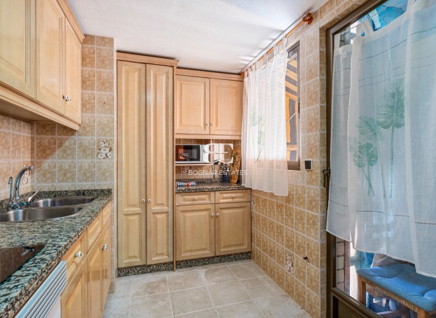 Resale - apartment -
Arenales del Sol - Segunda linea playa