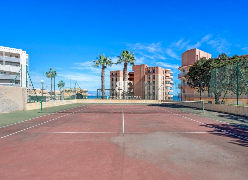 Resale - apartment -
Arenales del Sol - Segunda linea playa