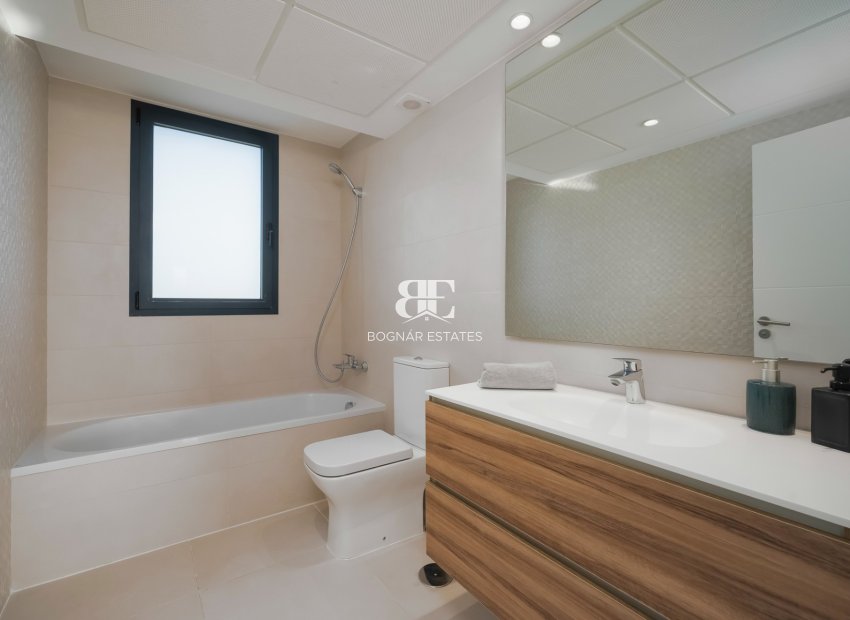 Resale - apartment -
Benahavis - Atalaya Park