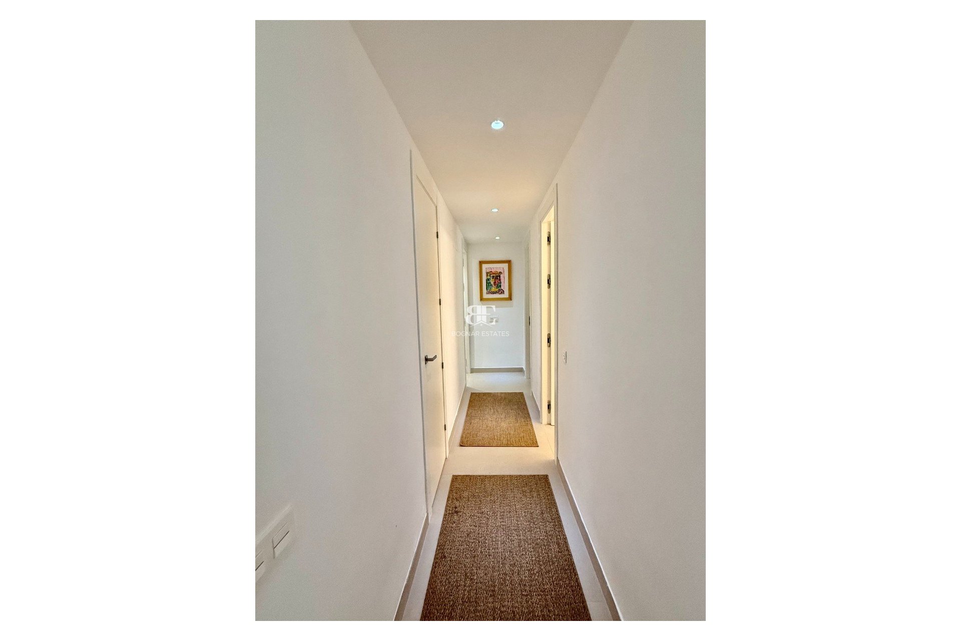 Resale - apartment -
Benahavis - La Quinta