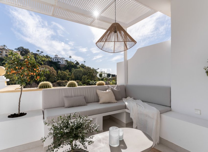 Resale - apartment -
Benahavis - La Quinta