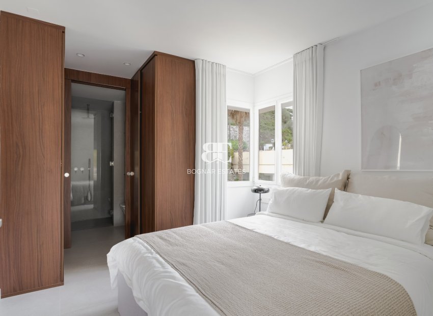 Resale - apartment -
Benahavis - La Quinta