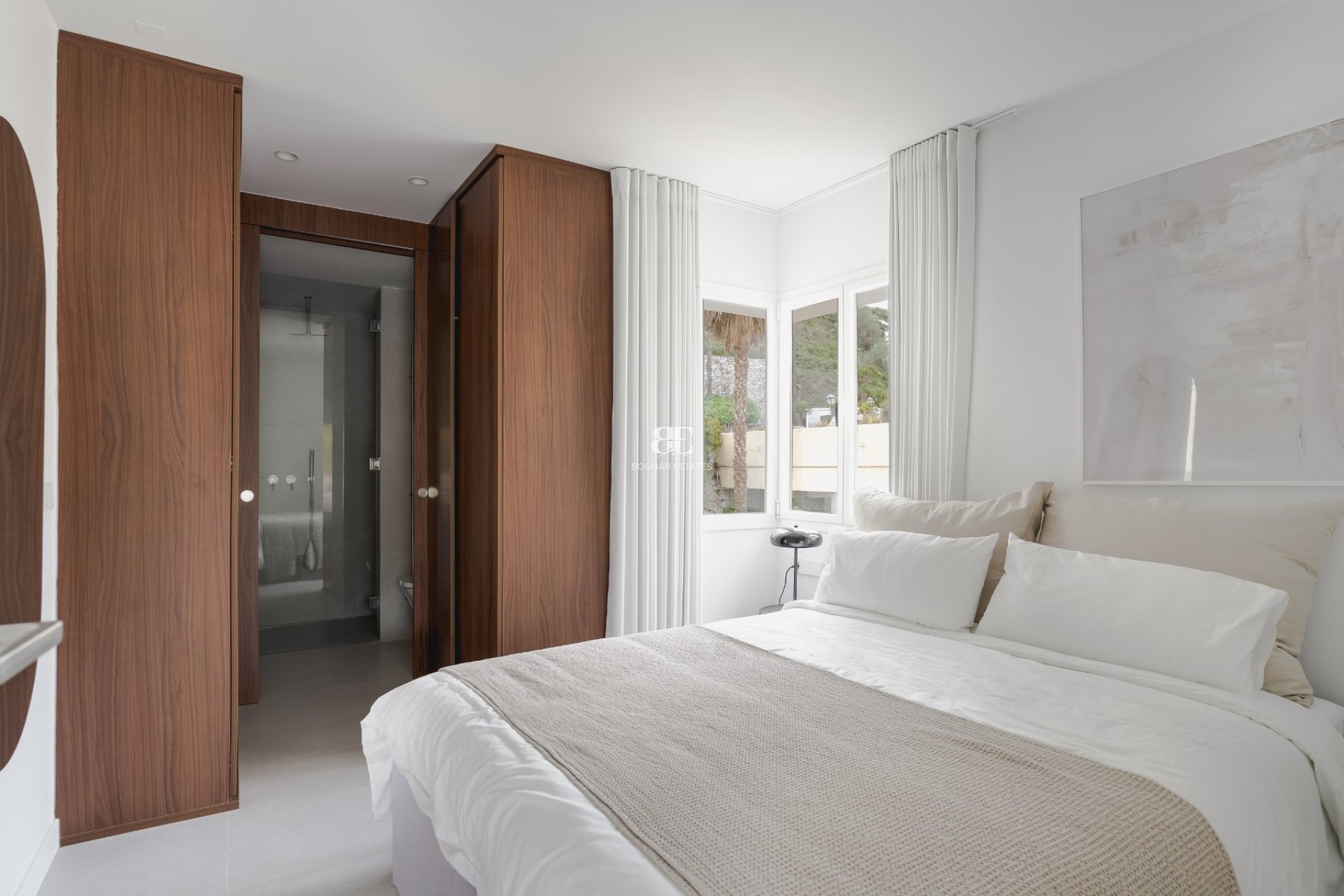 Resale - apartment -
Benahavis - La Quinta