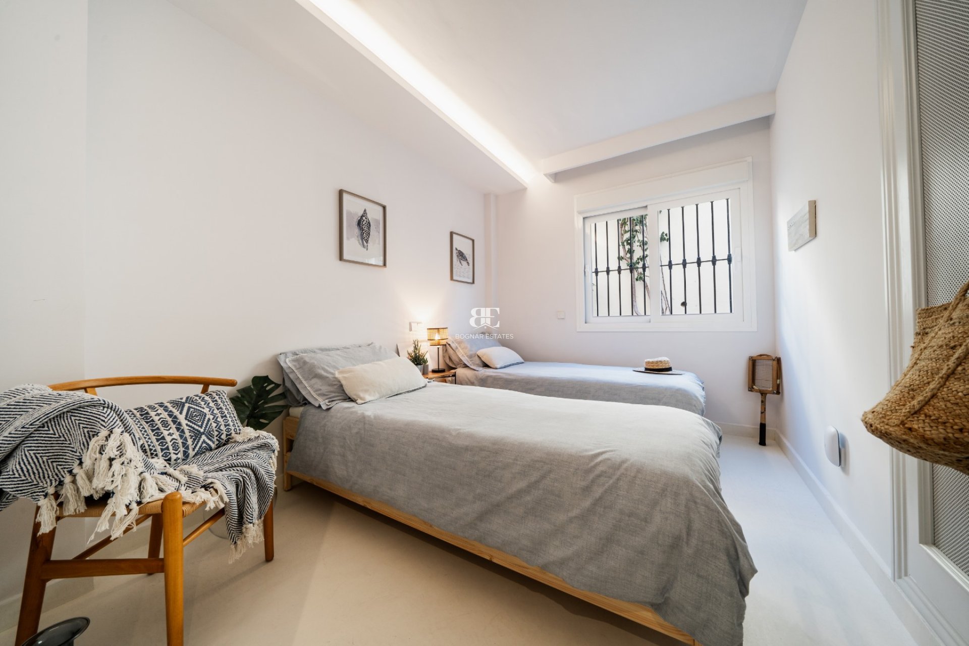 Resale - apartment -
Benahavis - La Quinta
