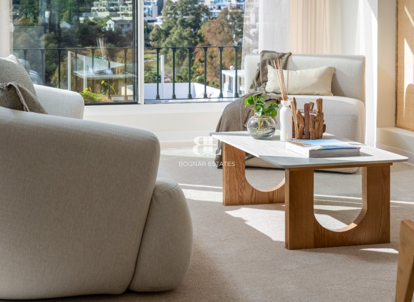 Resale - apartment -
Benahavis - La Quinta