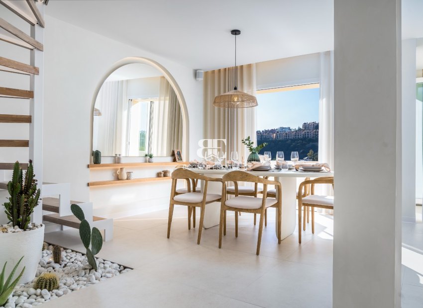 Resale - apartment -
Benahavis - La Quinta