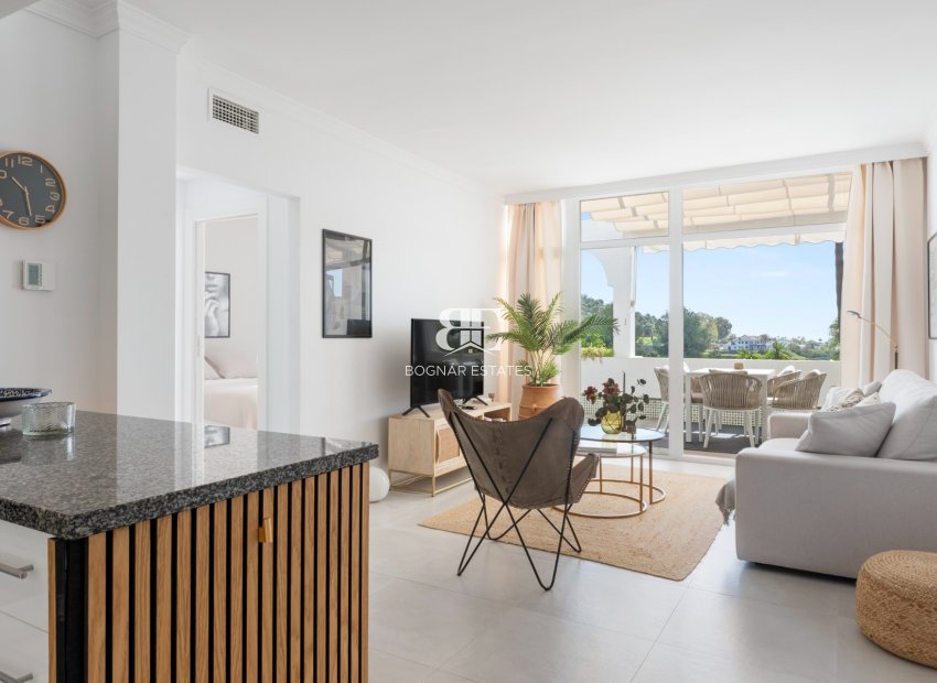 Resale - apartment -
Benahavis - La Quinta