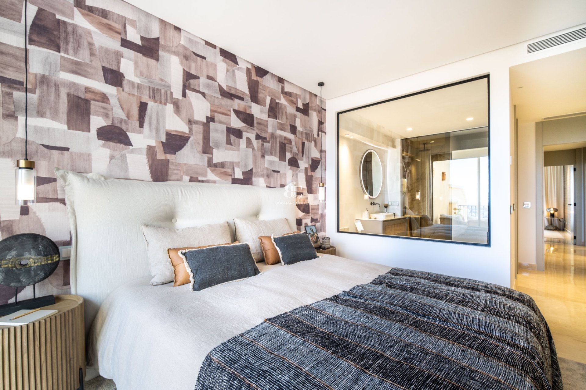 Resale - apartment -
Benahavis - La Quinta