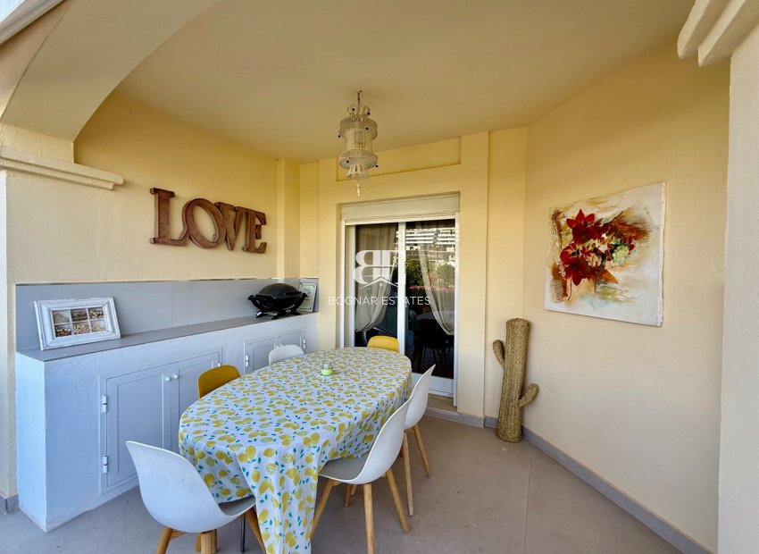 Resale - apartment -
Benahavis - La Quinta