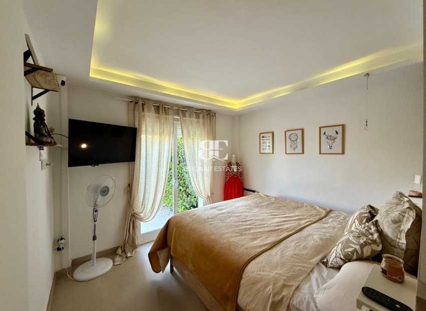 Resale - apartment -
Benahavis - La Quinta