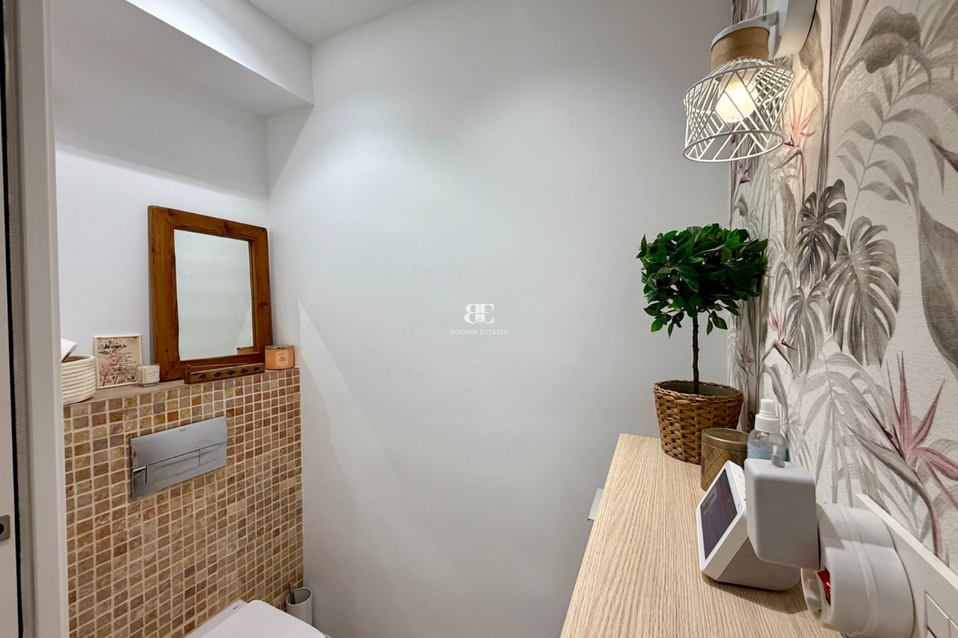 Resale - apartment -
Benahavis - La Quinta