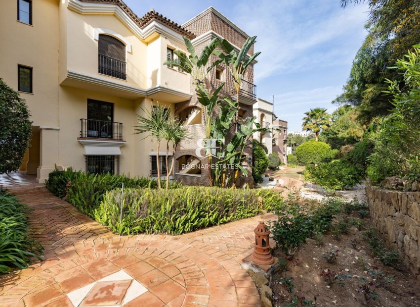 Resale - apartment -
Benahavis - Los Arqueros