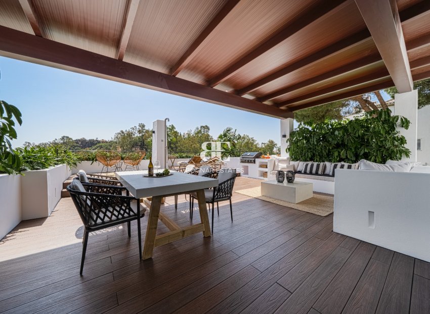 Resale - apartment -
Benahavis - Puerto de los Almendros