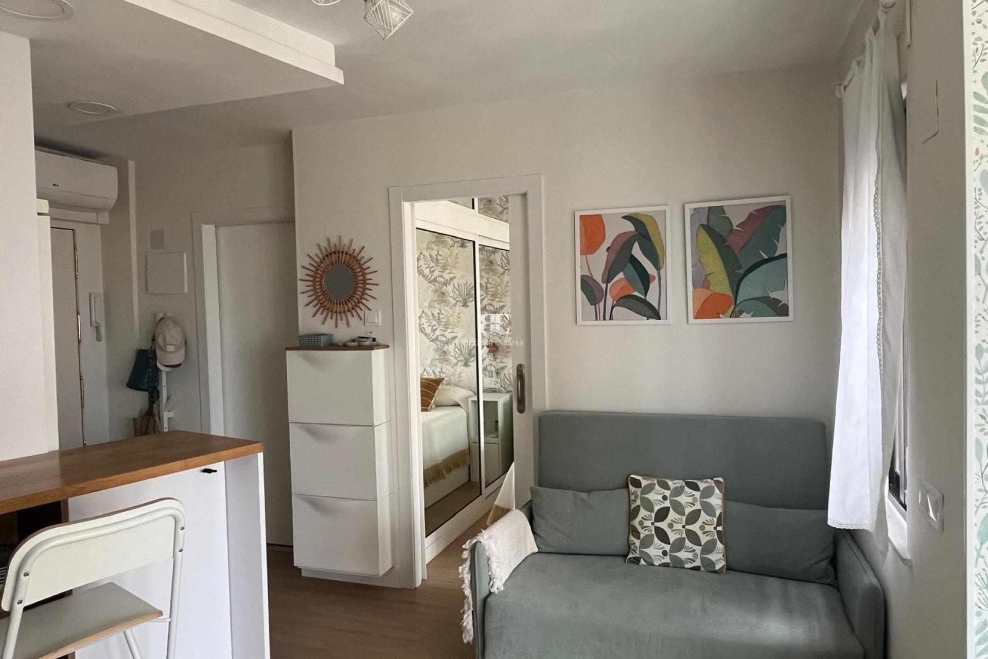 Resale - apartment -
Benidorm - Levante