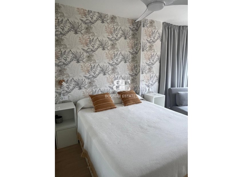 Resale - apartment -
Benidorm - Levante