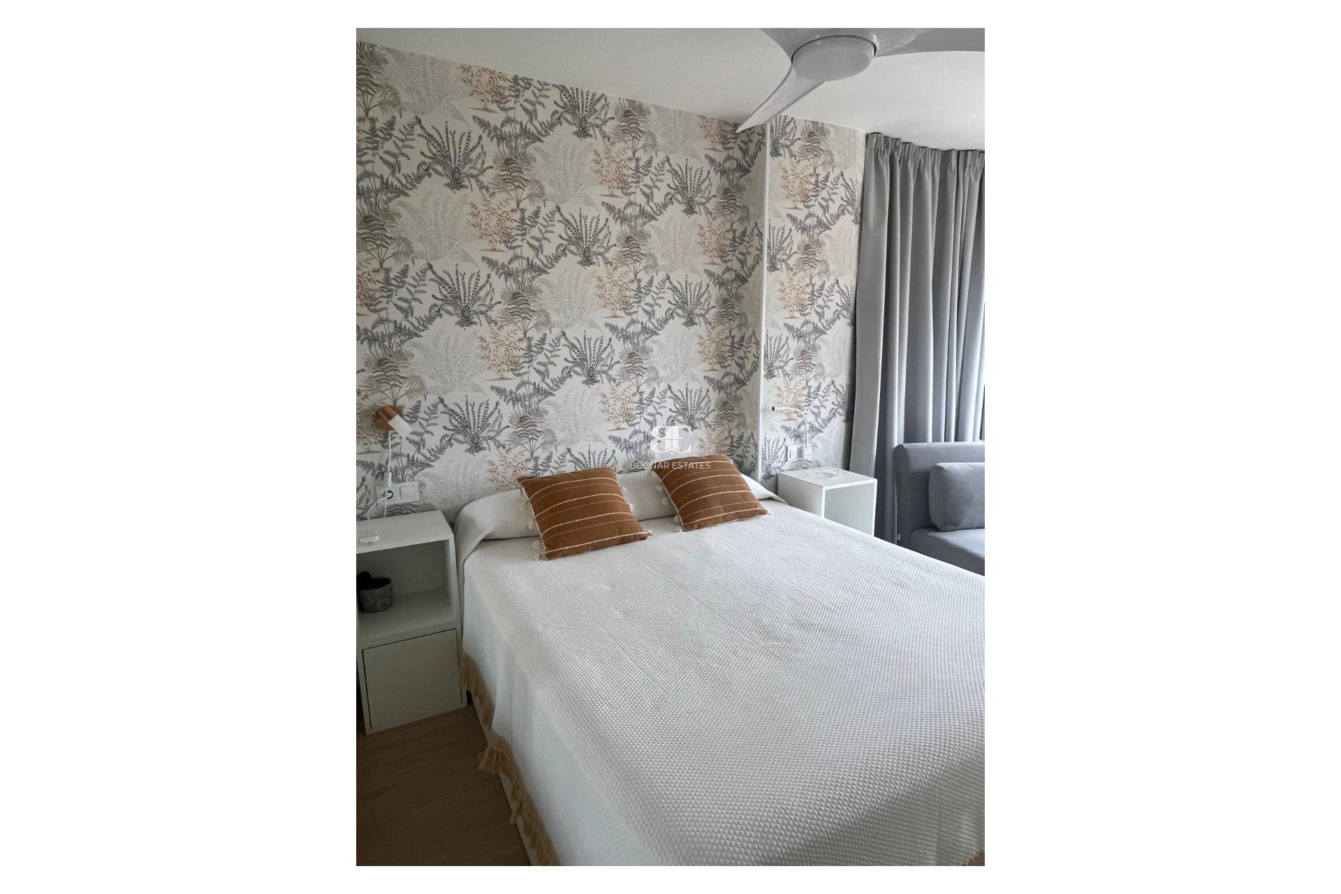 Resale - apartment -
Benidorm - Levante