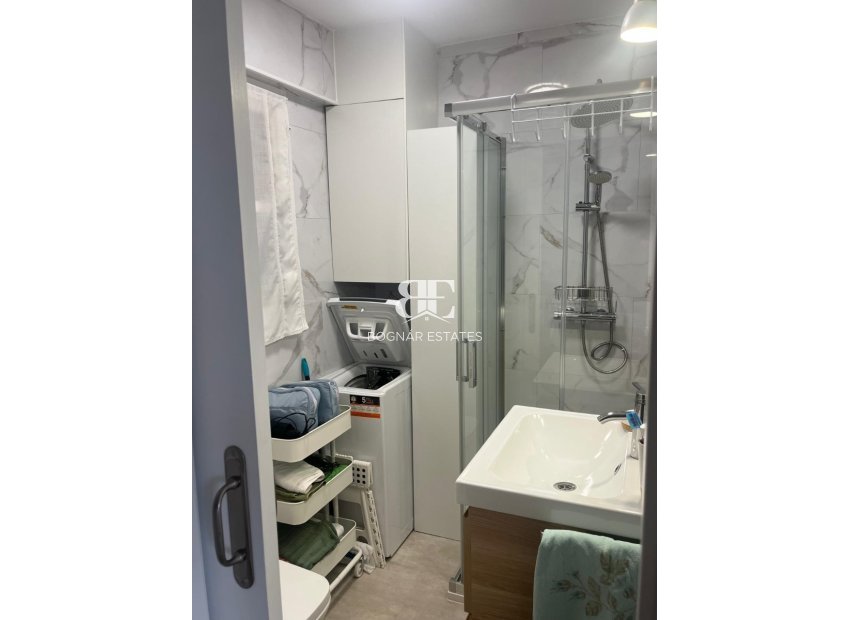 Resale - apartment -
Benidorm - Levante