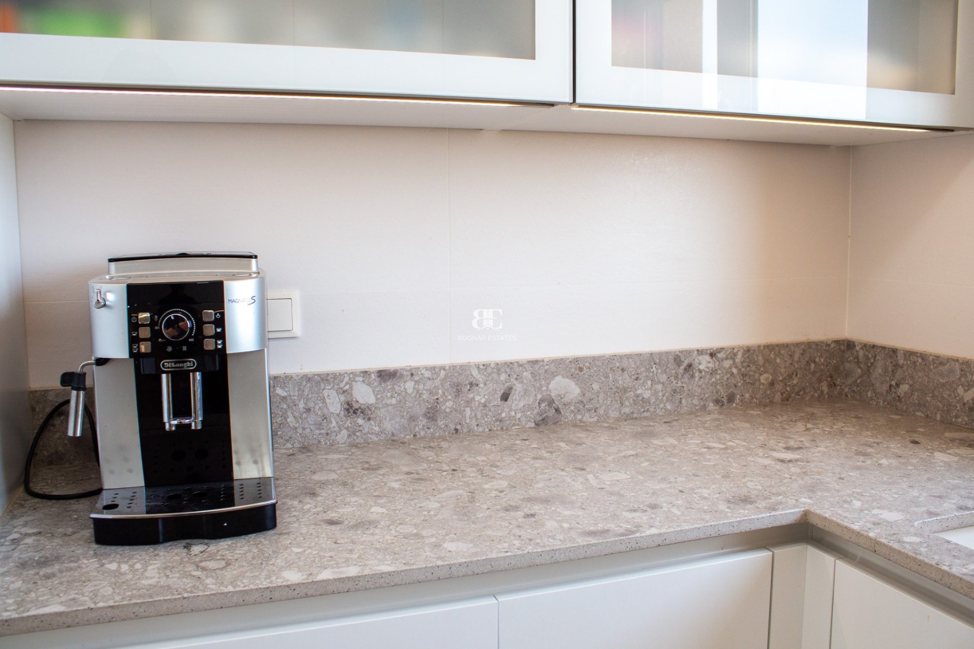 Resale - apartment -
Benidorm - Levante