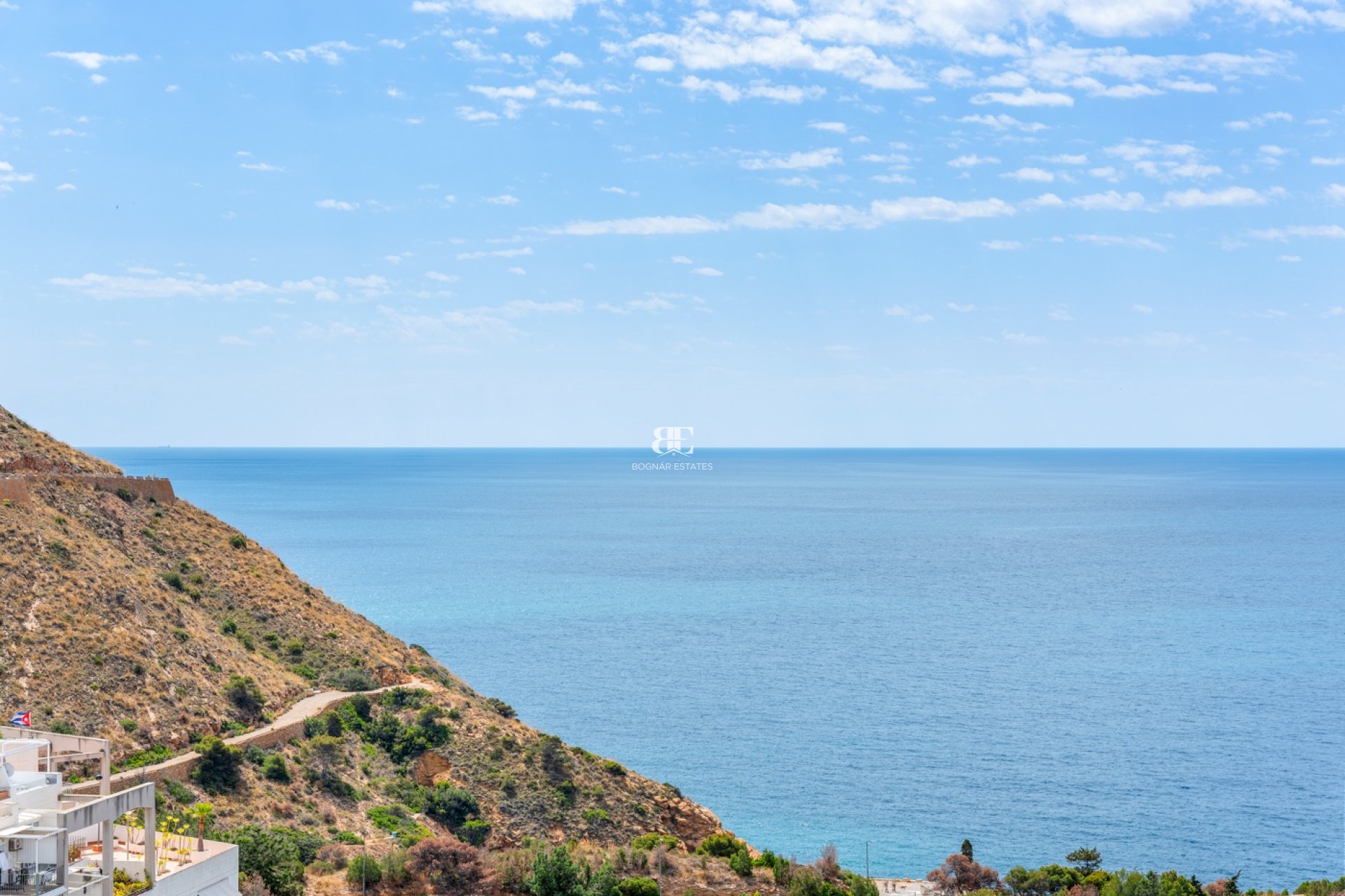 Resale - apartment -
Benidorm* - Levante*
