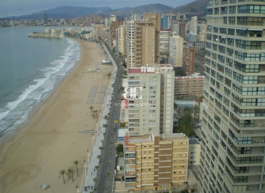Resale - apartment -
Benidorm - Levante