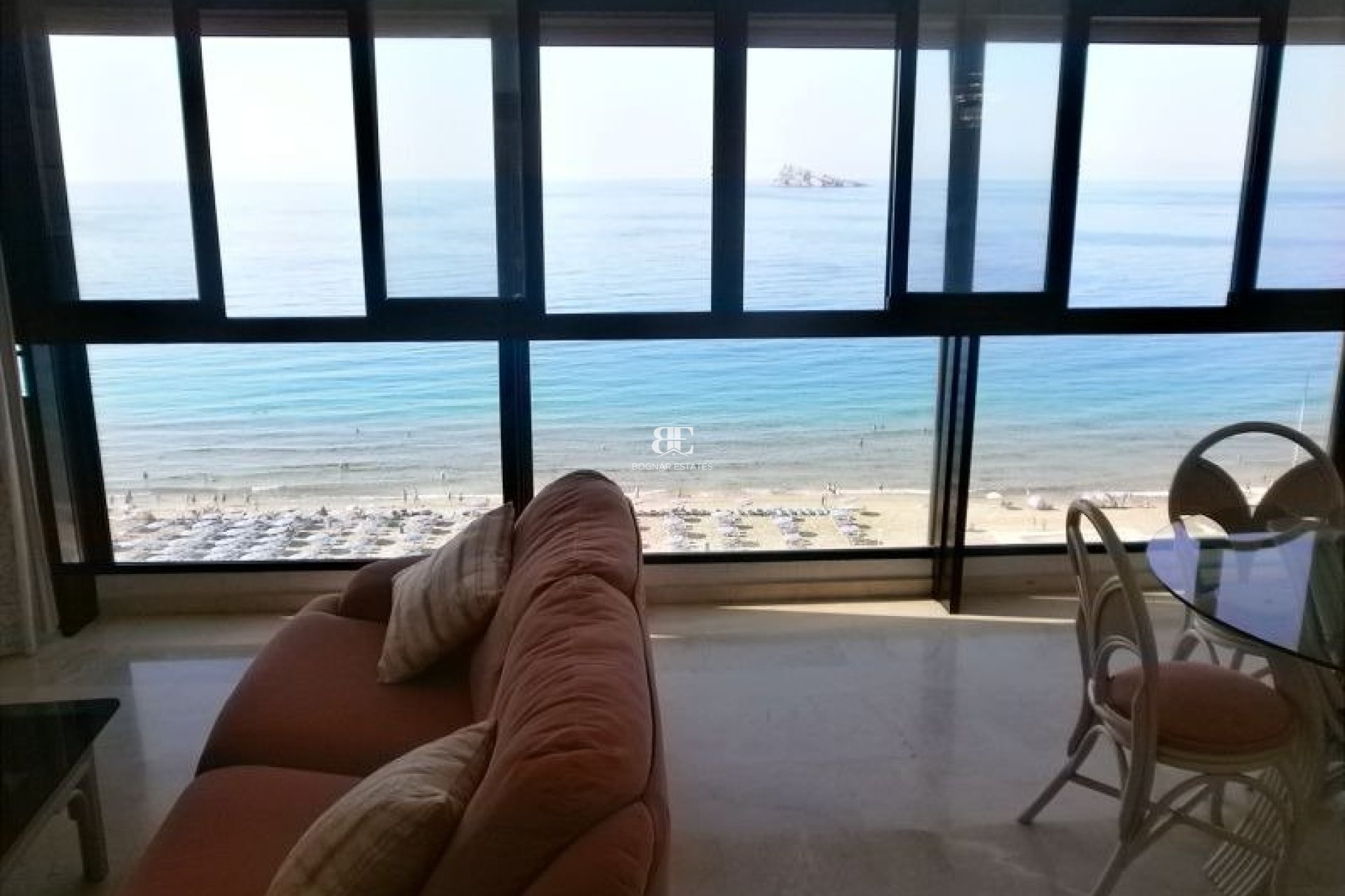 Resale - apartment -
Benidorm - Levante