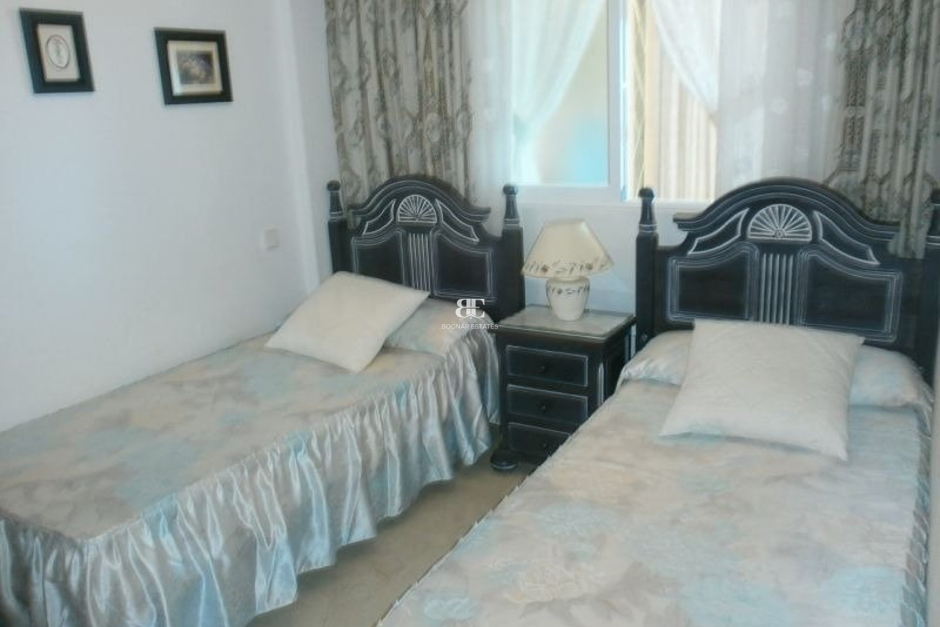 Resale - apartment -
Benidorm - Levante