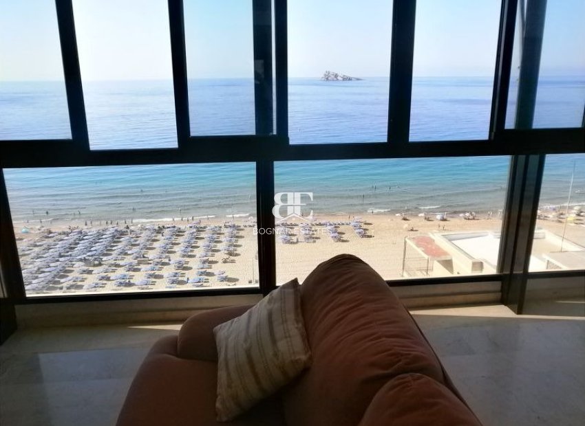 Resale - apartment -
Benidorm - Levante