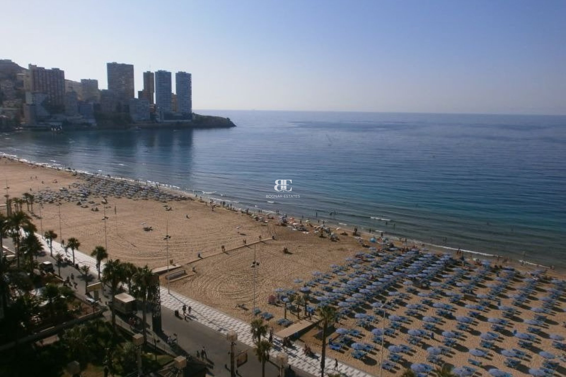 Resale - apartment -
Benidorm - Levante