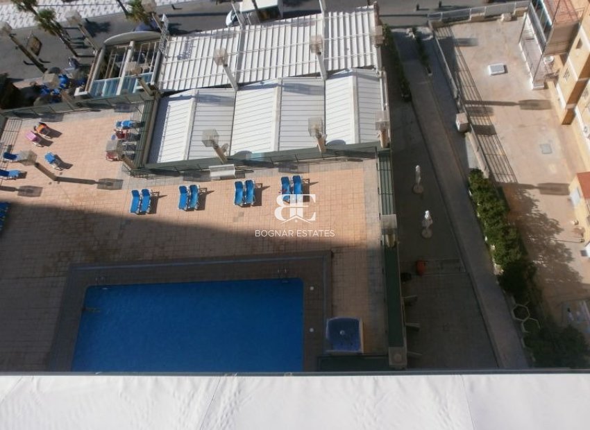 Resale - apartment -
Benidorm - Levante