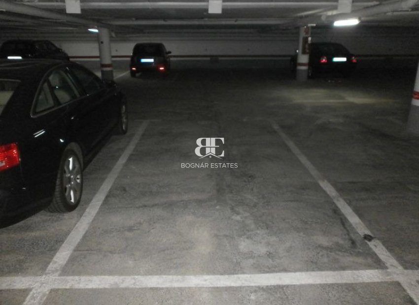 Resale - apartment -
Benidorm - Levante
