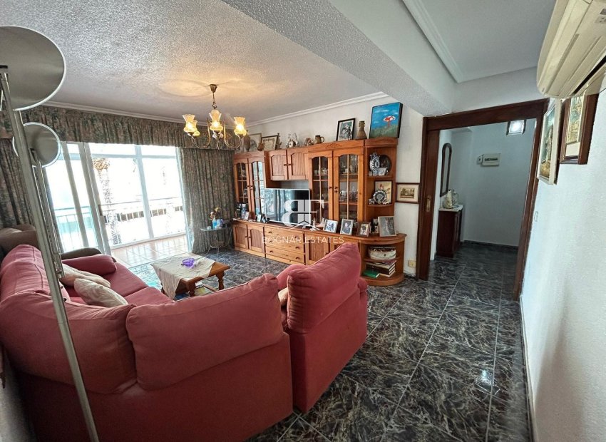 Resale - apartment -
Benidorm - Levante