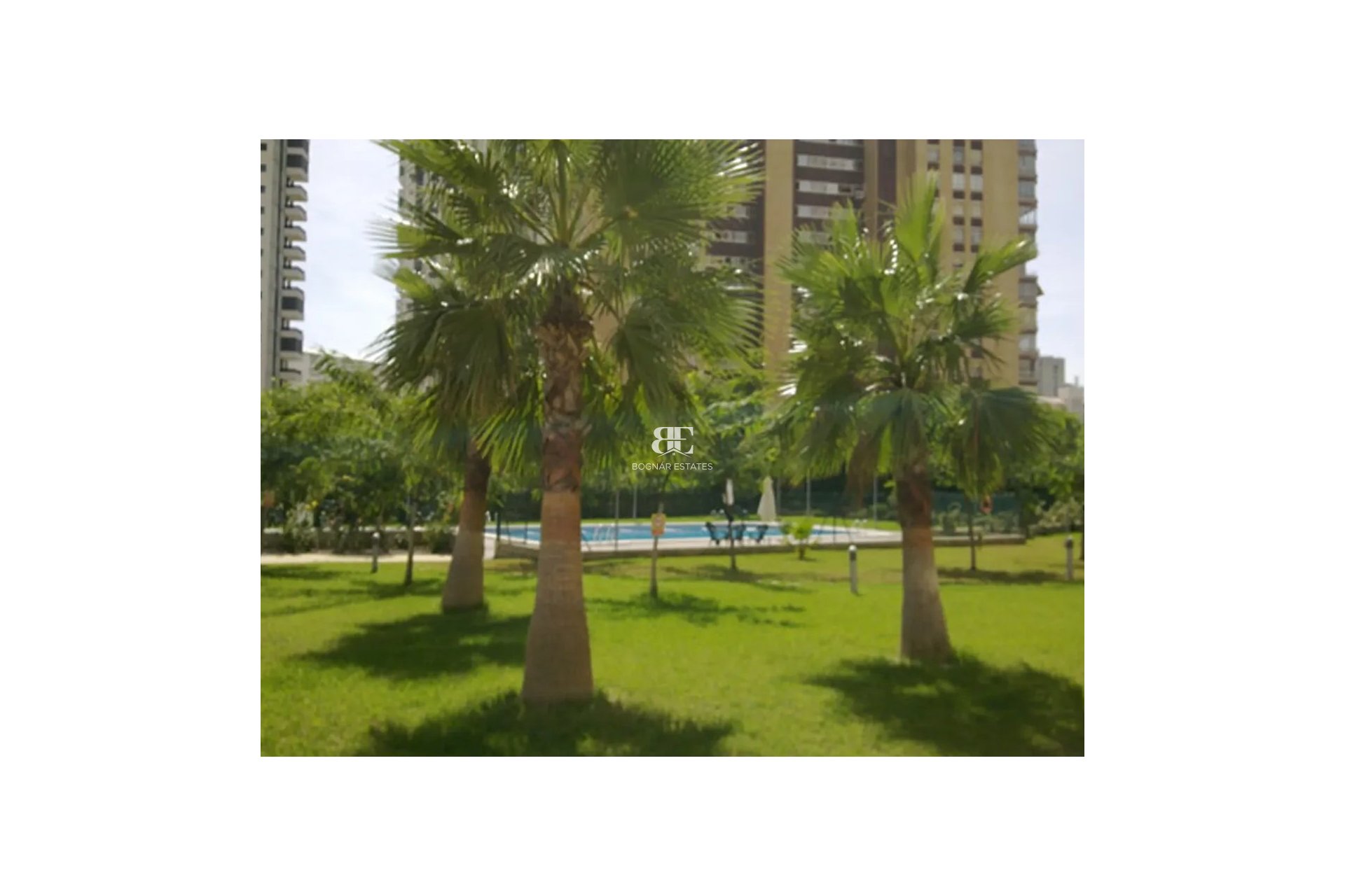 Resale - apartment -
Benidorm - Levante
