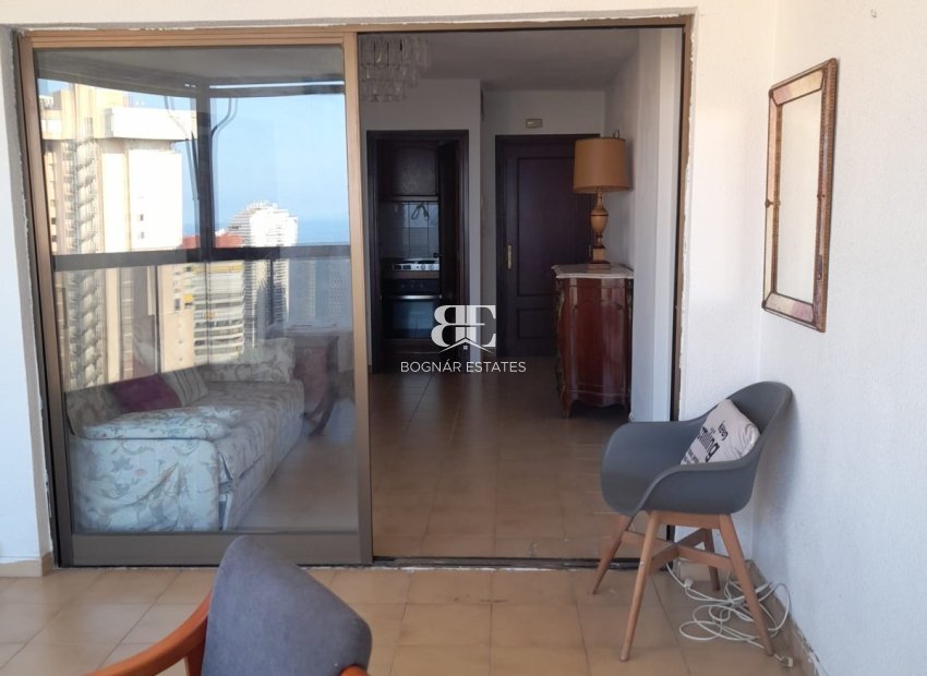 Resale - apartment -
Benidorm - Levante