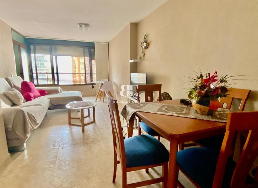 Resale - apartment -
Benidorm - Levante