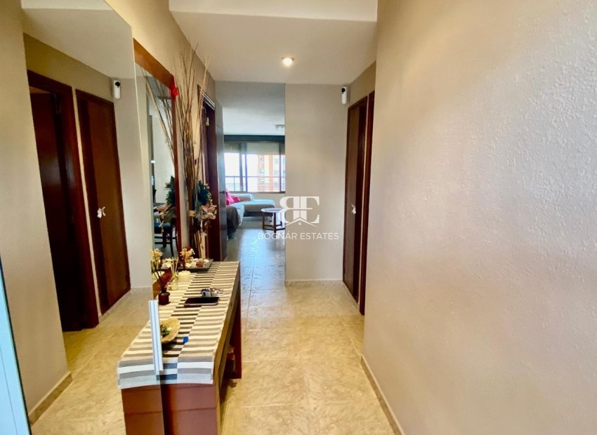 Resale - apartment -
Benidorm - Levante