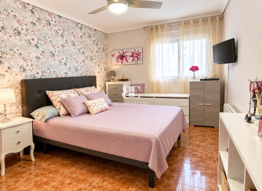 Resale - apartment -
Benidorm - Poniente