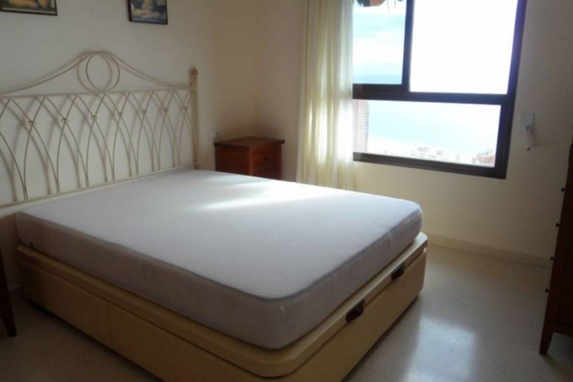 Resale - apartment -
Benidorm - Poniente
