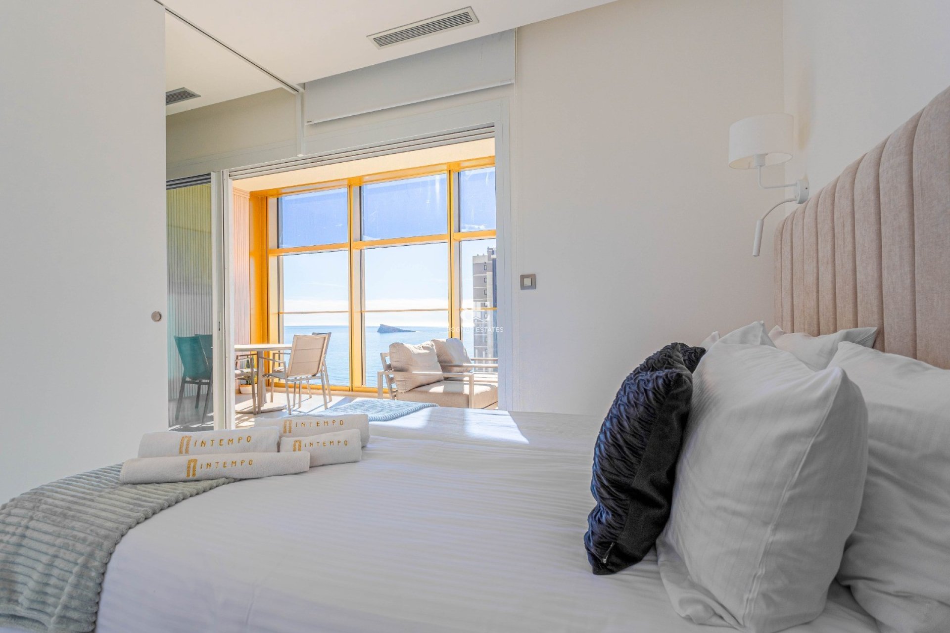 Resale - apartment -
Benidorm - Poniente