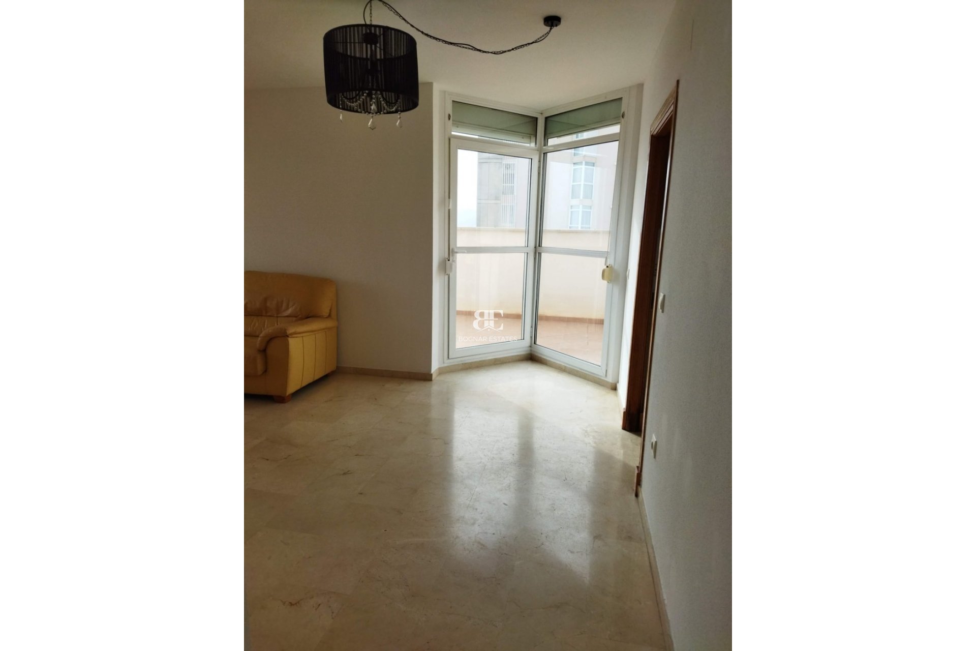 Resale - apartment -
Benidorm - Rincón de Loix