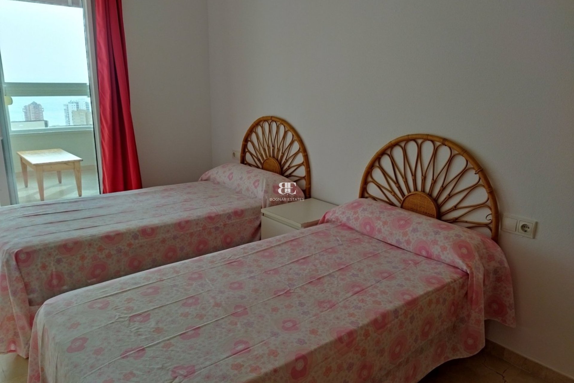 Resale - apartment -
Benidorm - Rincón de Loix
