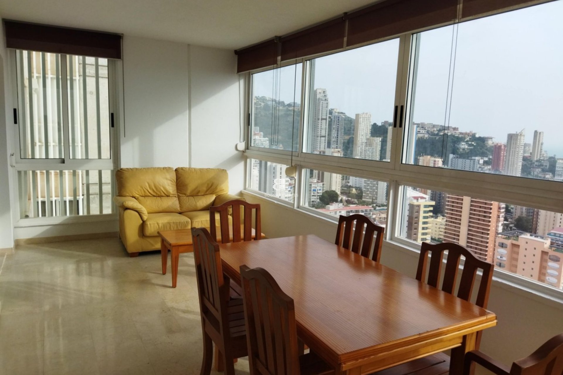 Resale - apartment -
Benidorm - Rincón de Loix