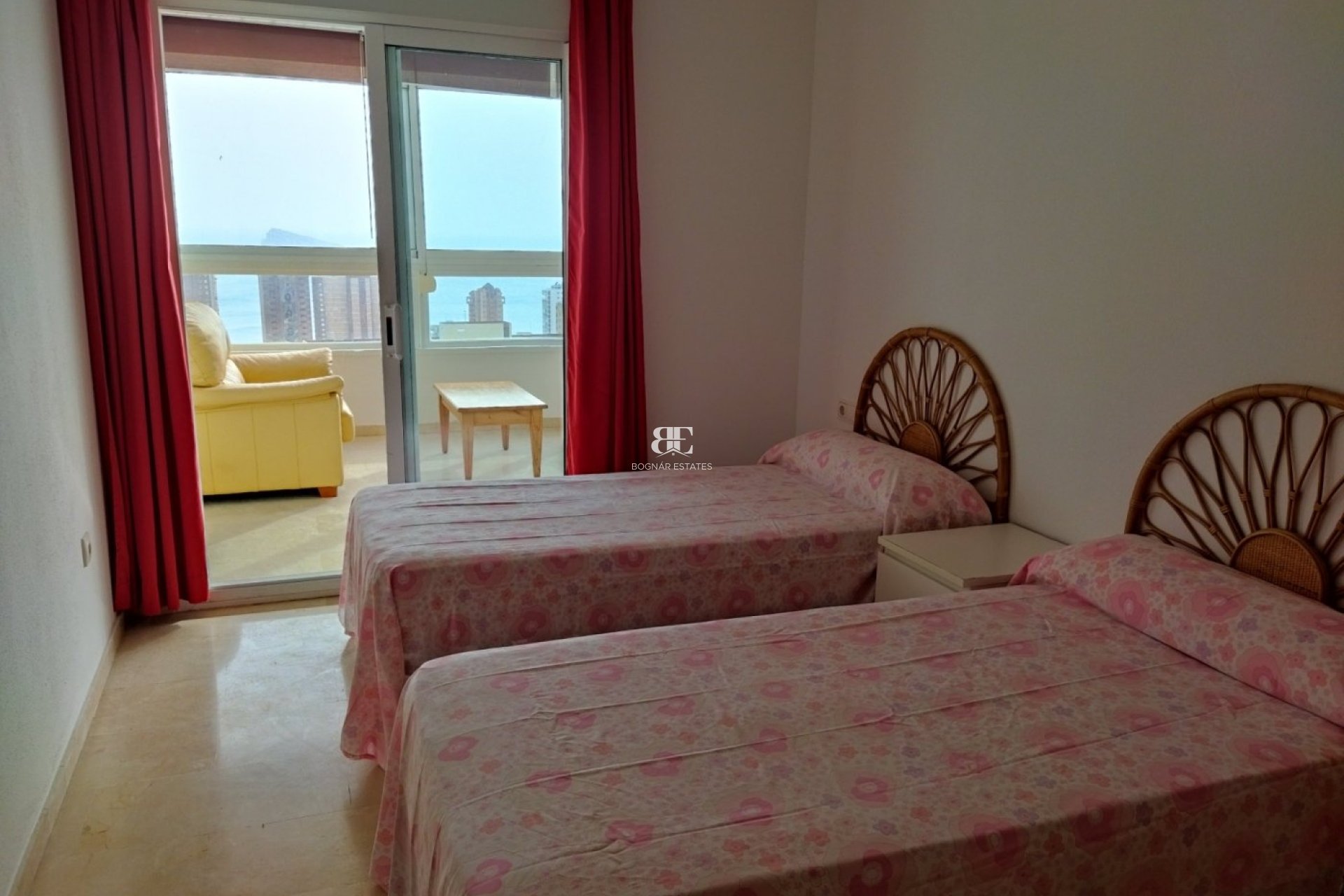 Resale - apartment -
Benidorm - Rincón de Loix
