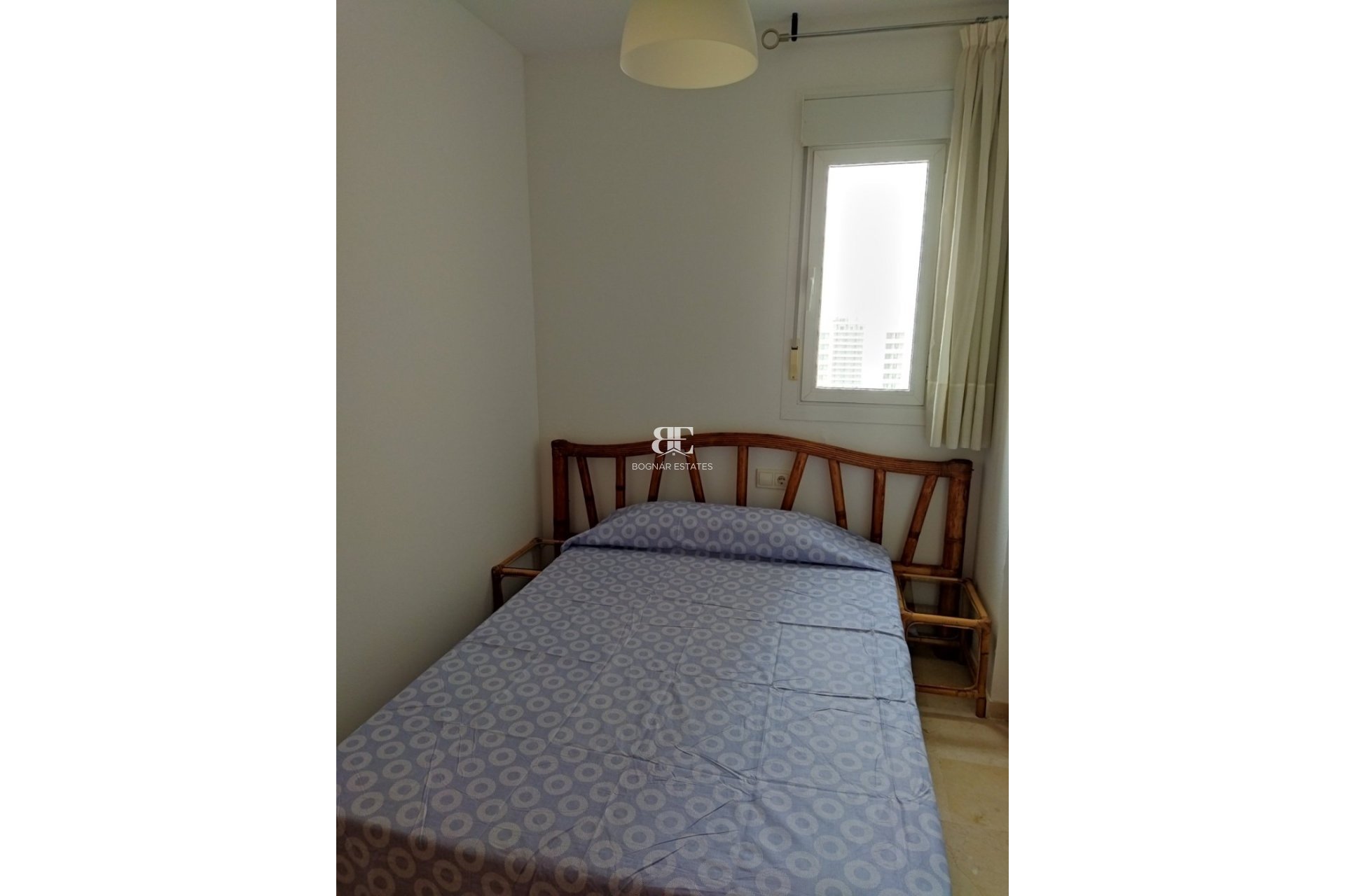 Resale - apartment -
Benidorm - Rincón de Loix