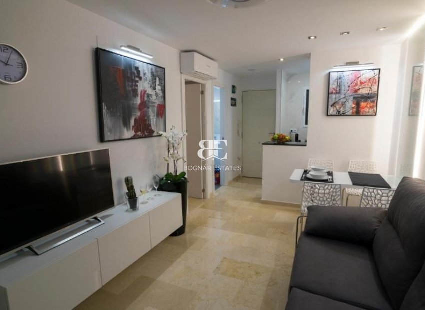 Resale - apartment -
Benidorm - Rincón de Loix