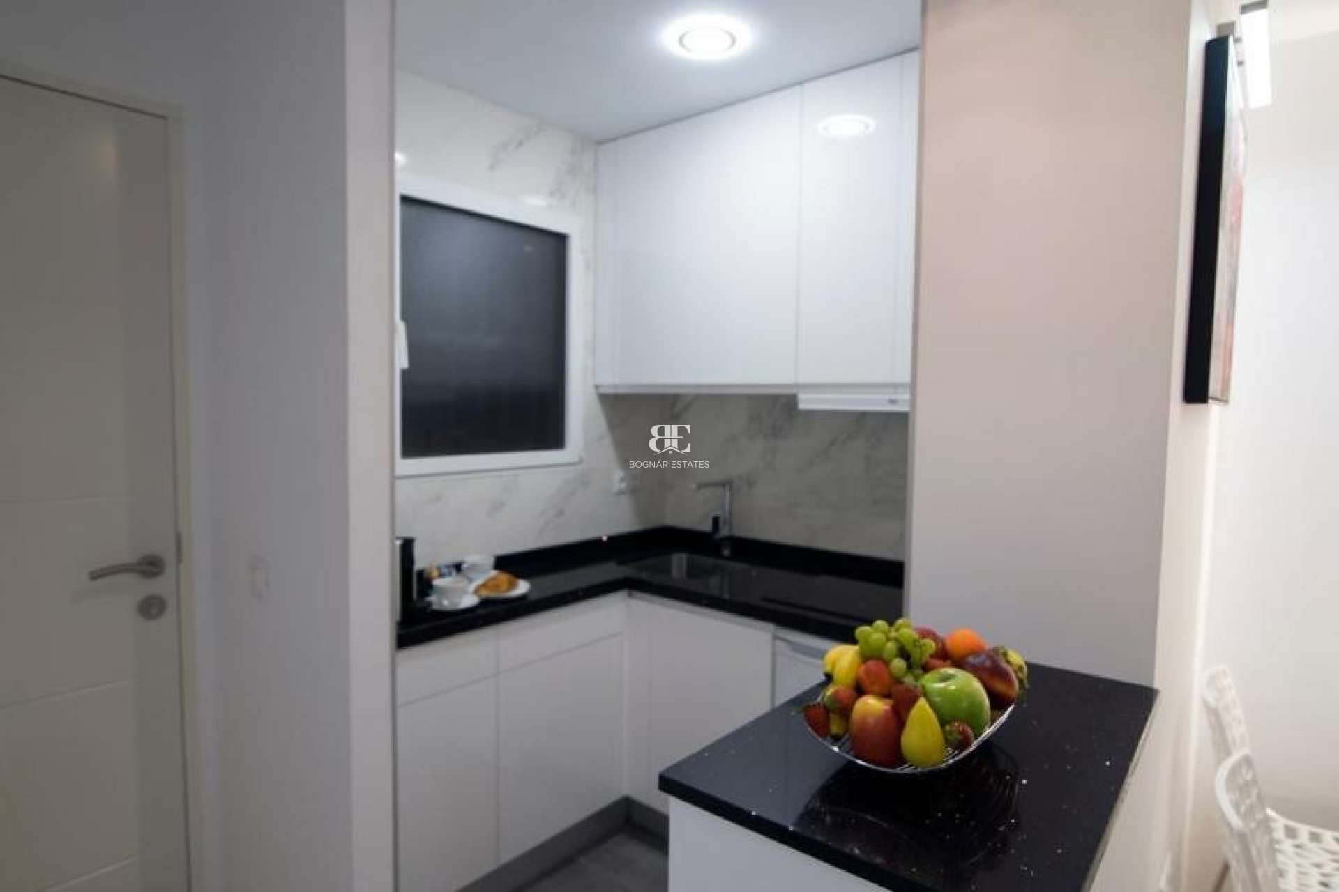Resale - apartment -
Benidorm - Rincón de Loix
