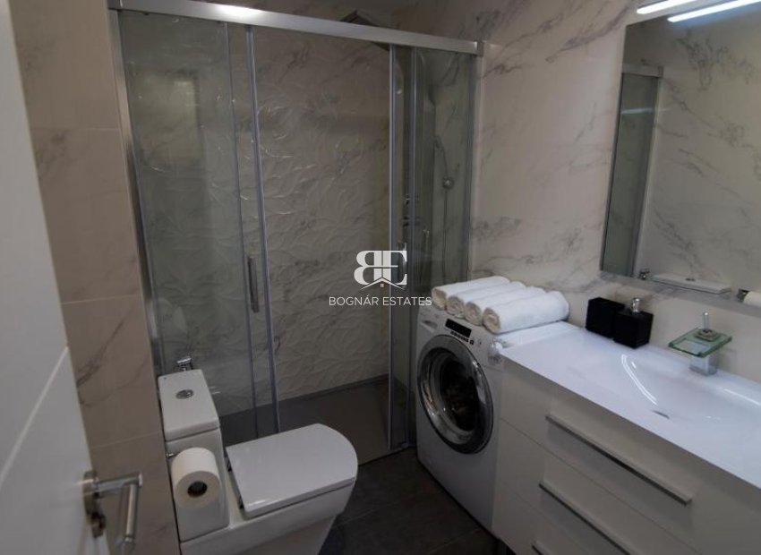 Resale - apartment -
Benidorm - Rincón de Loix